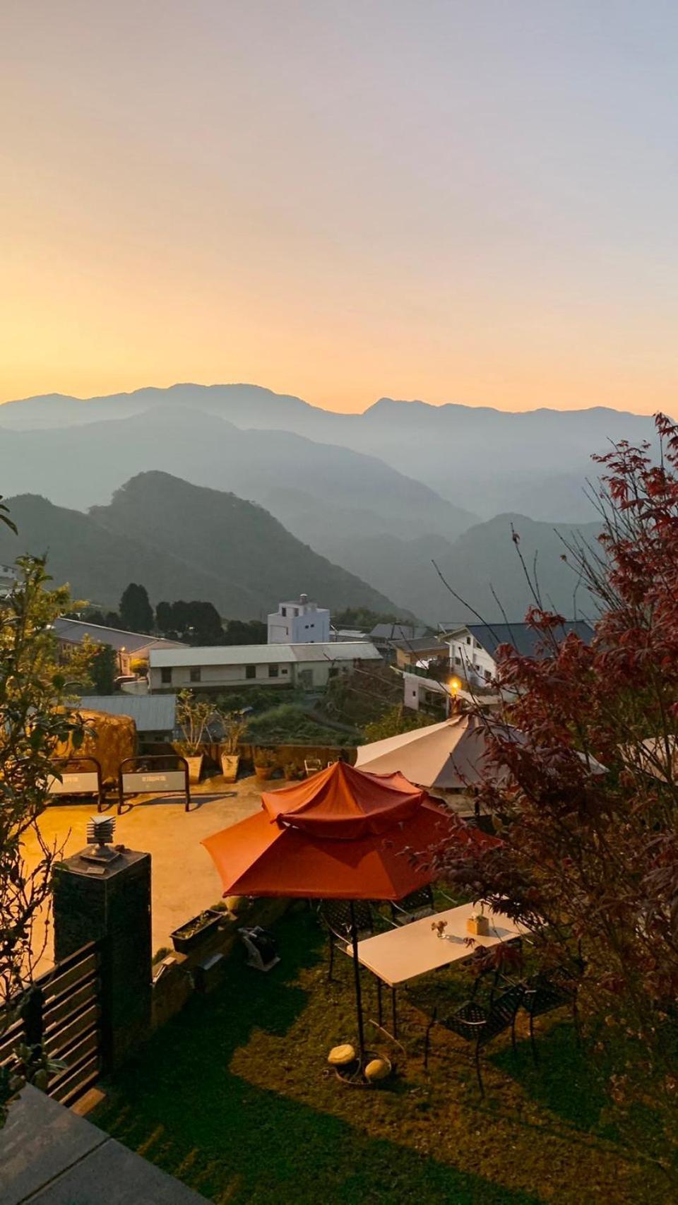 Chuxu Homestay Fanlu Exterior foto