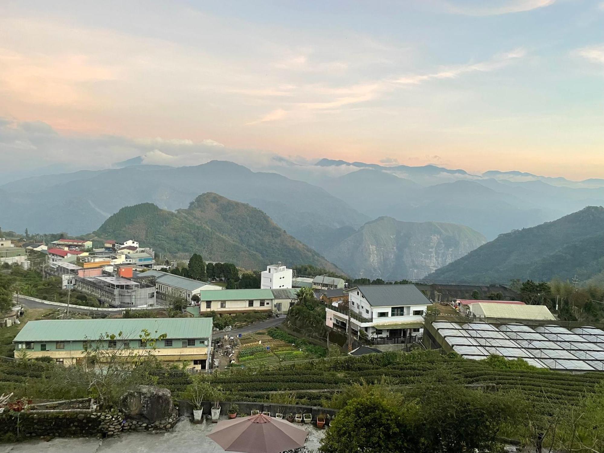 Chuxu Homestay Fanlu Exterior foto